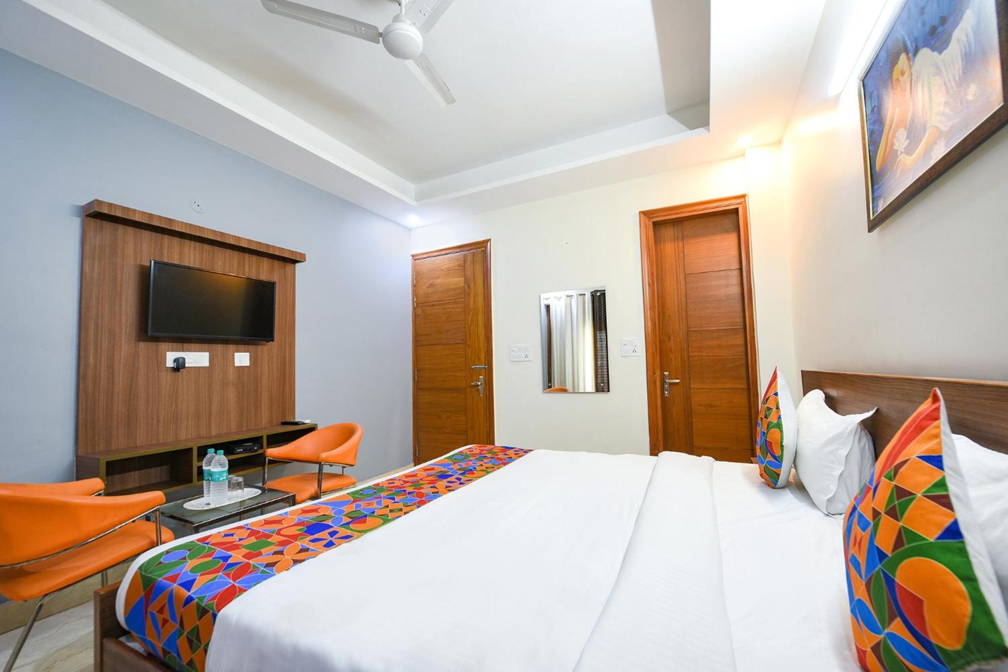 FabHotel Rainam Gurgaon Exterior foto